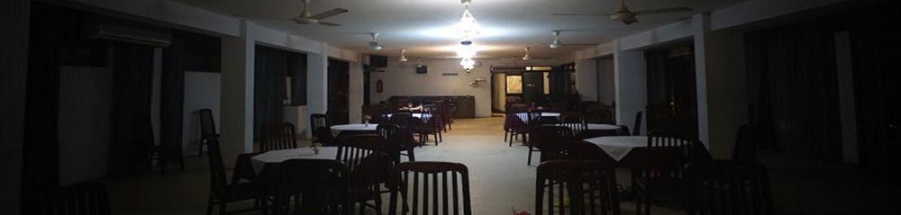 Nilani Hotel Ratnapura Zewnętrze zdjęcie